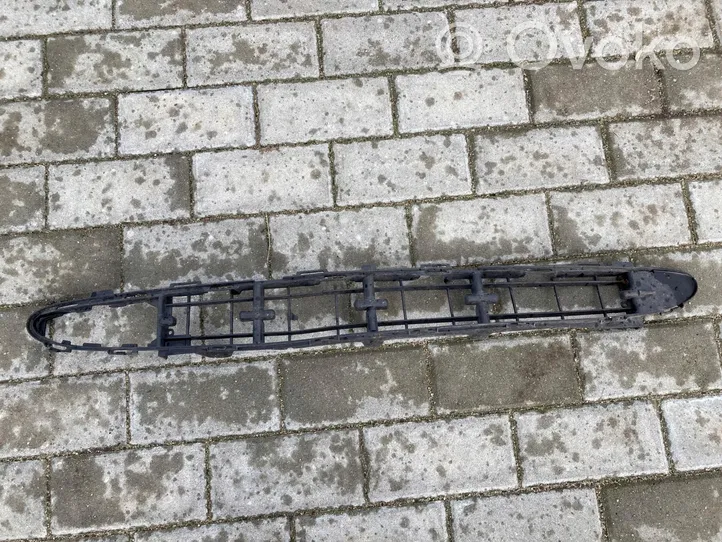 Mercedes-Benz A W168 Maskownica / Grill / Atrapa górna chłodnicy A1688851323