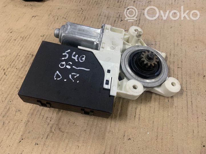 Volvo S40 Motorino alzacristalli della portiera anteriore 30737681