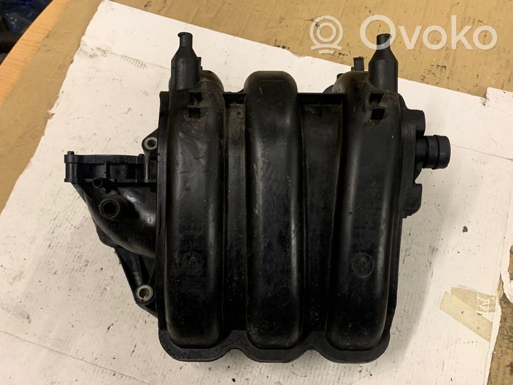 Volkswagen Polo V 6R Intake manifold 03E129711F