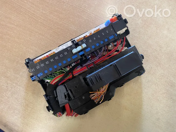 BMW X3 E83 Fuse module 8364540