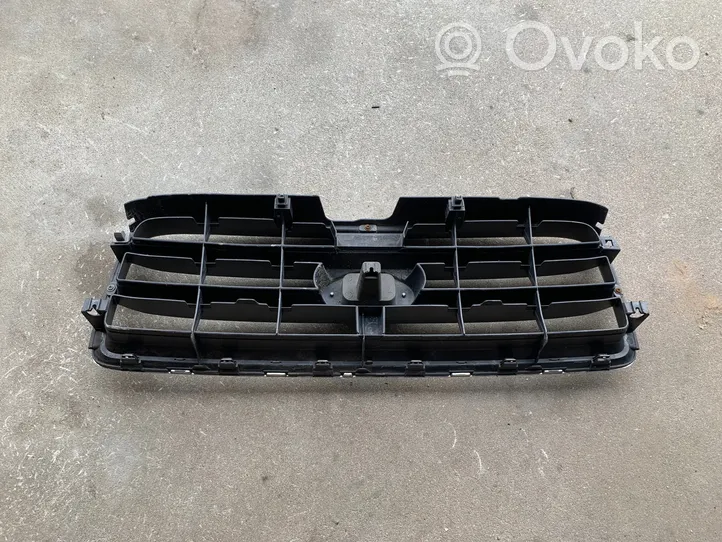 Subaru Forester SG Grille de calandre avant 122SA070