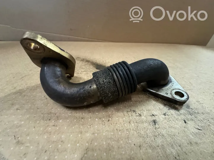 Volkswagen Touran I EGR valve line/pipe/hose 038131521CC