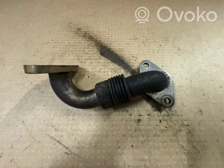 Volkswagen Touran I EGR valve line/pipe/hose 038131521CC