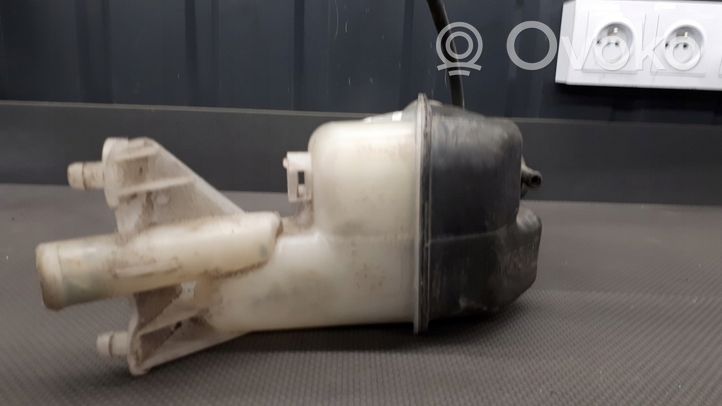 Mercedes-Benz E W210 Vase d'expansion / réservoir de liquide de refroidissement 2105000549