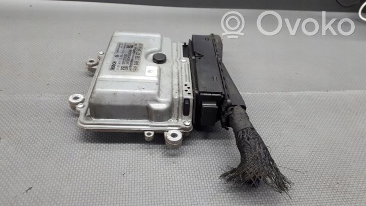 Mercedes-Benz A W169 Sterownik / Moduł ECU 0281015113