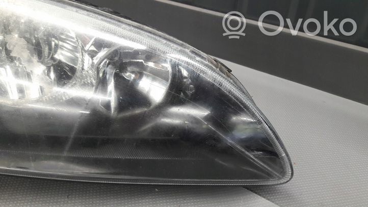 Ford Focus Lampa przednia 