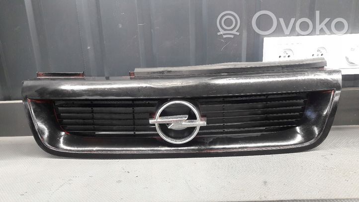 Opel Vectra A Front bumper upper radiator grill 90461334