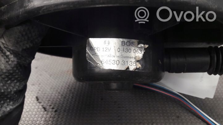 Nissan Serena Pečiuko ventiliatorius/ putikas 0130063081