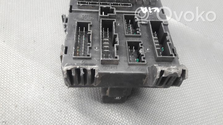 Hyundai Accent Module de fusibles 919501G010