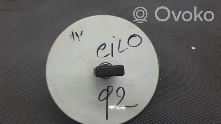 Renault Clio I Tappo del serbatoio del carburante 