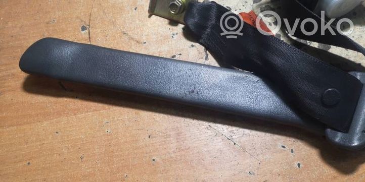 Subaru Legacy Ceinture de sécurité arrière F8629T