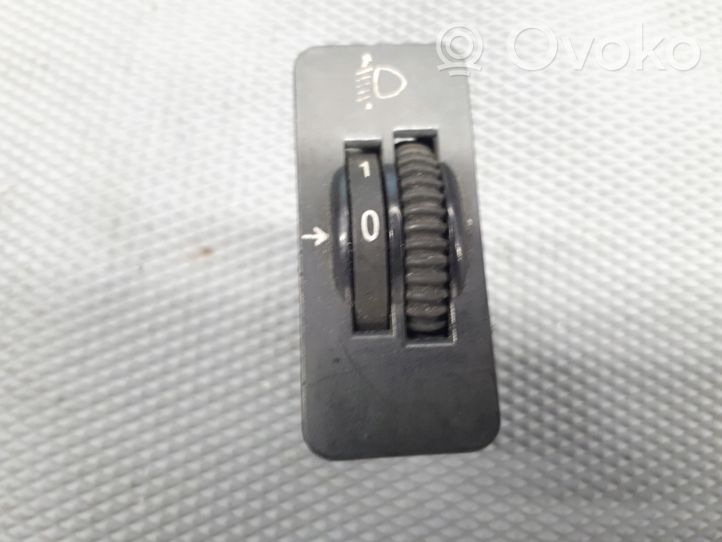 Ford Explorer Przycisk / Pokrętło regulacji świateł F37D13K069AA