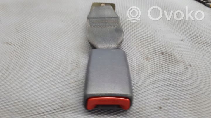 Daihatsu Sirion Hebilla del cinturón de seguridad trasero D016001