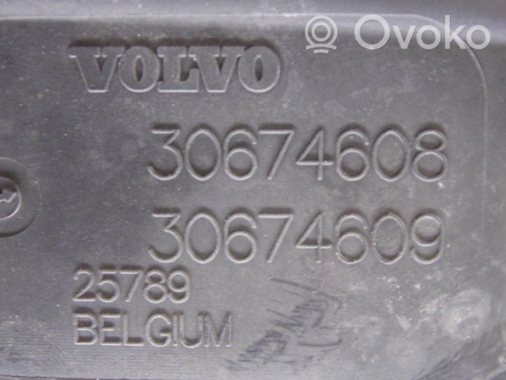 Volvo S40 Viršutinė dalis radiatorių panelės (televizoriaus) 30674608