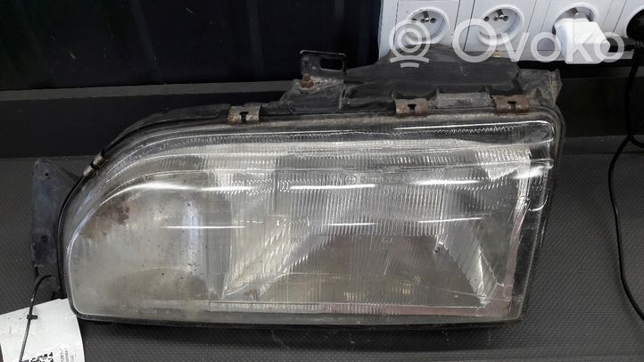 Ford Sierra Lampa przednia 87BG13N059DA