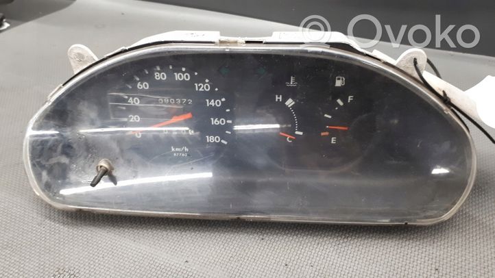 Daihatsu Charade Compteur de vitesse tableau de bord 8320087N43