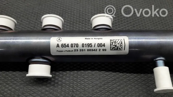 Mercedes-Benz C W206 Tuyau de conduite principale de carburant A6540700195