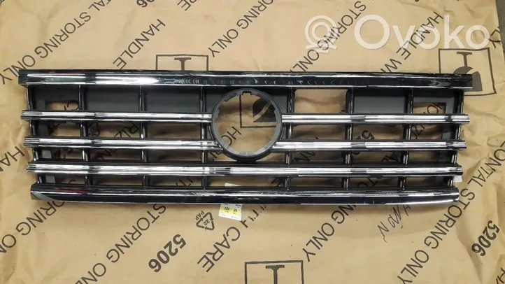 Volkswagen Touareg III Grille de calandre avant 760853653E