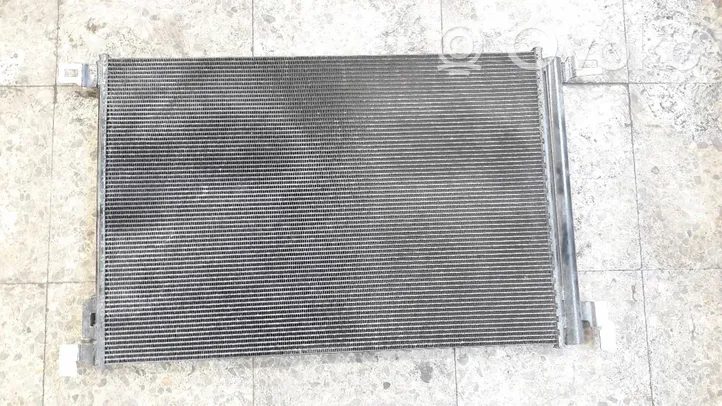 Audi Q7 4M Gaisa kondicioniera dzeses radiators 4m0816411n