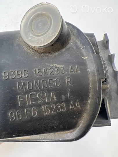 Ford Fiesta Światło przeciwmgłowe przednie 93BG15K233AA