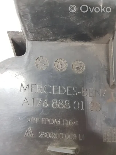 Mercedes-Benz A W176 Välijäähdyttimen ilmanohjauksen ilmakanava A1768880138