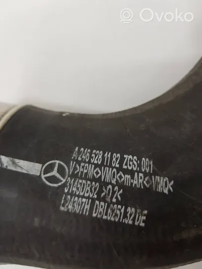 Mercedes-Benz GLA W156 Välijäähdyttimen letku A2465281182