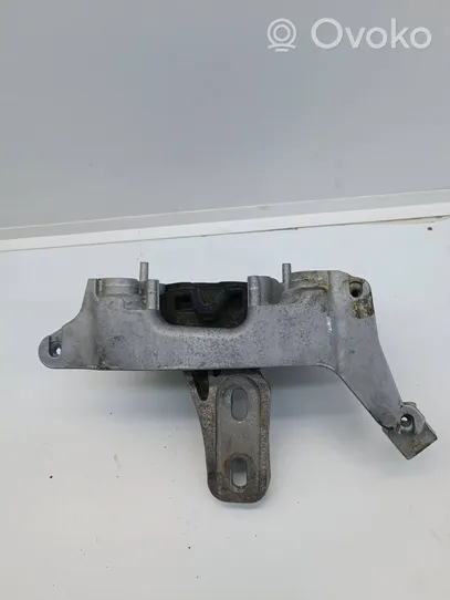 Peugeot 208 Supporto di montaggio scatola del cambio 9824296180