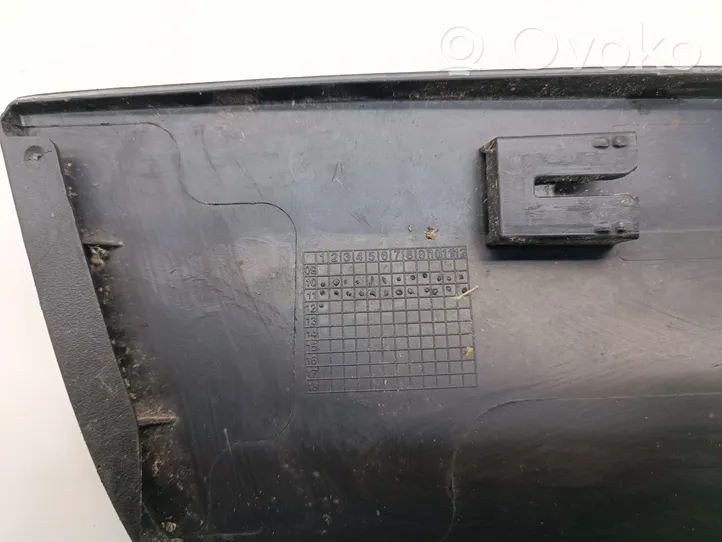 BMW X3 F25 Takaoven lista (muoto) 7205781