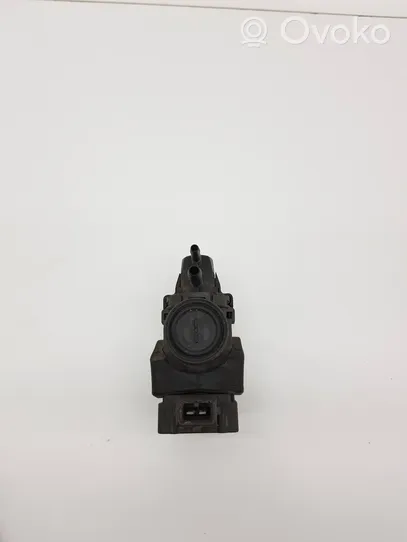 Renault Megane III Turbo solenoid valve 149568021R