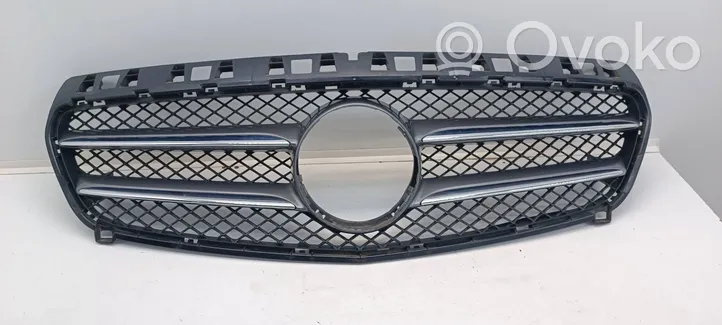 Mercedes-Benz A W176 Grille calandre supérieure de pare-chocs avant A1768880260