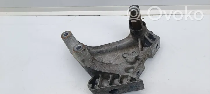 Audi A3 S3 8V Support, suspension du moteur 04L199207