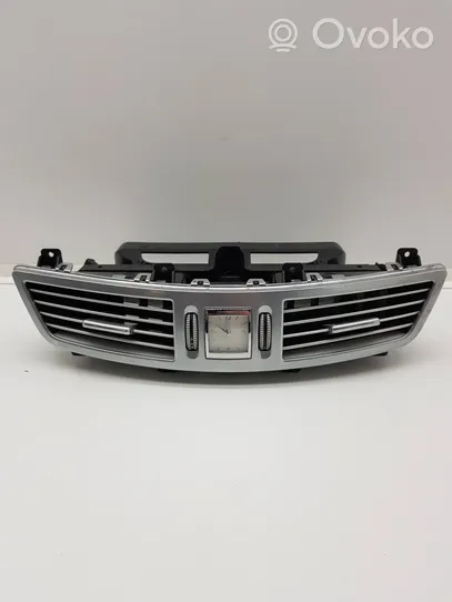 Mercedes-Benz S W221 Griglia di ventilazione centrale cruscotto A2218300954