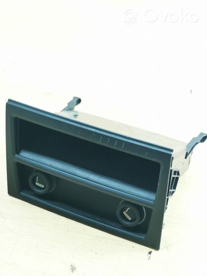 BMW 7 F01 F02 F03 F04 Panel popielniczki tylnej tunelu środkowego 9113673