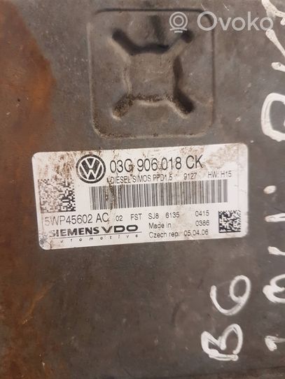 Volkswagen PASSAT B6 Calculateur moteur ECU 03G906018CK