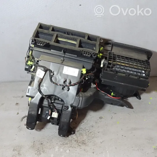 Opel Astra J Interior heater climate box assembly 13338025