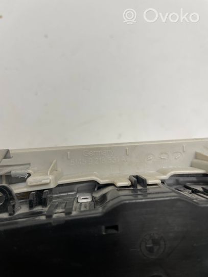 BMW M4 F82 F83 Panel oświetlenia wnętrza kabiny 9218531