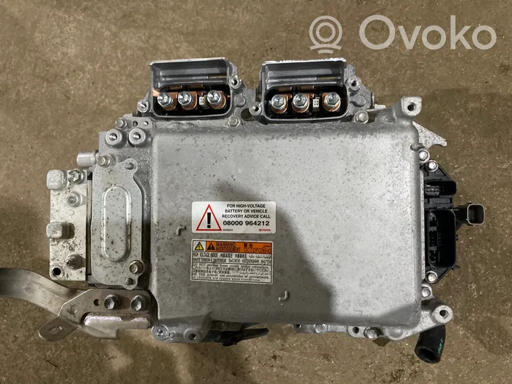 Toyota RAV 4 (XA40) Convertitore di tensione inverter 2252114201016