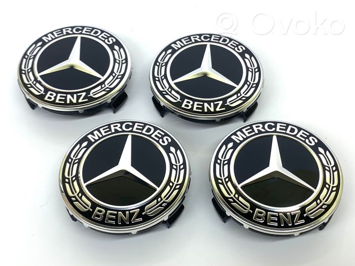 Mercedes-Benz E C207 W207 Dekielki / Kapsle oryginalne A1714000025