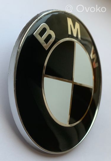 BMW 7 E38 Mostrina con logo/emblema della casa automobilistica 51148132375