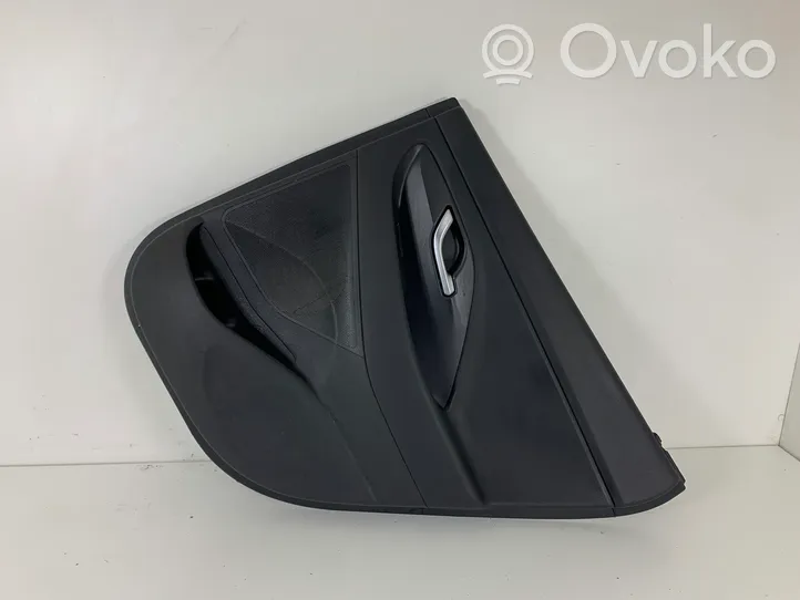 Hyundai i30 Rivestimento del pannello della portiera posteriore 83302G4010TRY