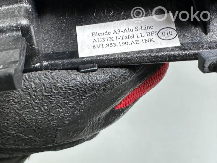 Audi A3 S3 8V Rivestimento del vano portaoggetti del cruscotto 8V1853190AE