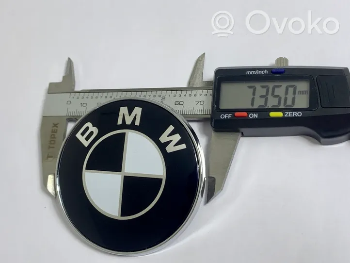 BMW 3 E90 E91 Gamintojo ženkliukas/ modelio raidės 51148132375