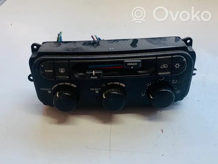 Chrysler Grand Voyager IV Panel klimatyzacji 05005003AF