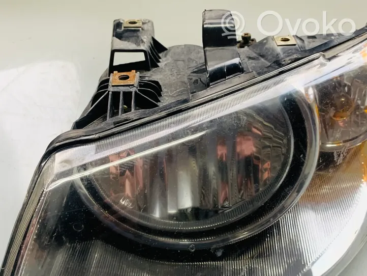 Chrysler Town & Country IV Lampa przednia 90034795