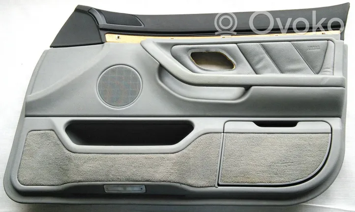 BMW 7 E38 Rivestimento del pannello della portiera anteriore 