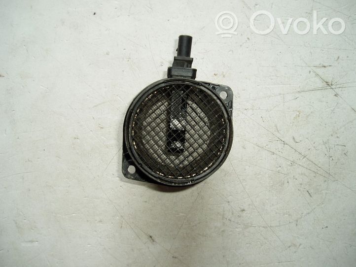 Volkswagen Tiguan Mass air flow meter 0281002735