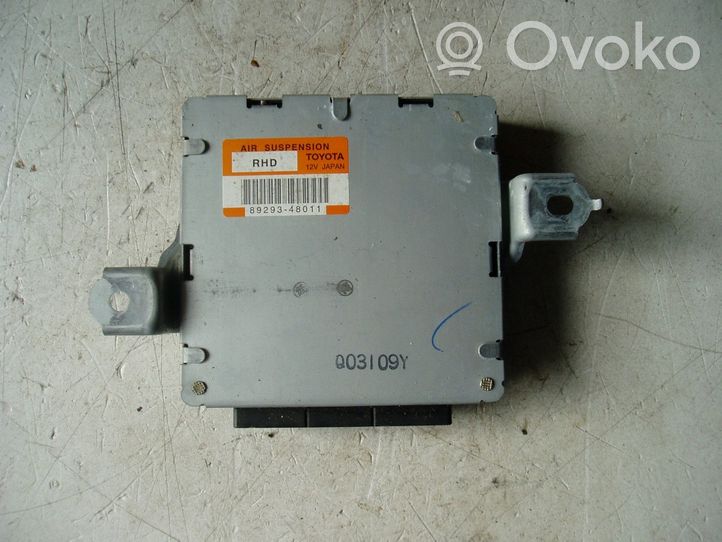 Lexus RX 330 - 350 - 400H Module de commande suspension pneumatique arrière 8929348011