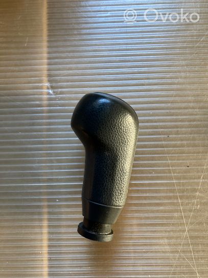 Chevrolet Captiva Gear lever shifter trim leather/knob 