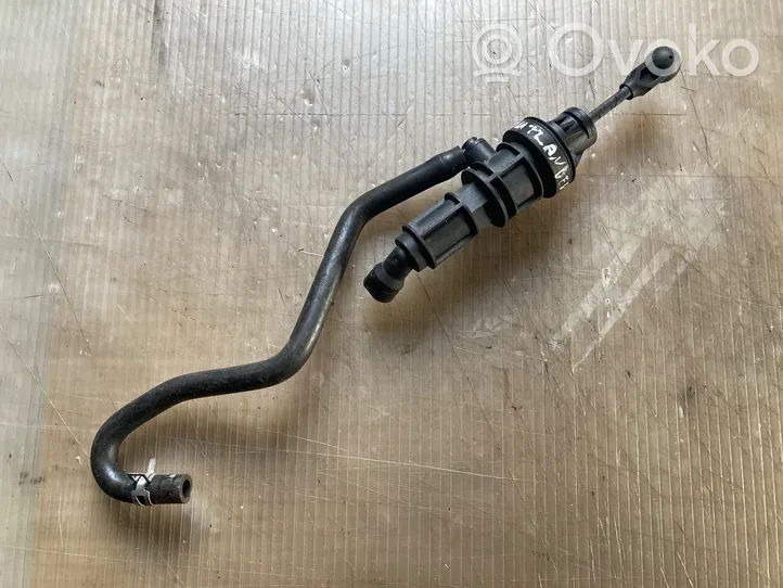 Mitsubishi Outlander Clutch master cylinder 