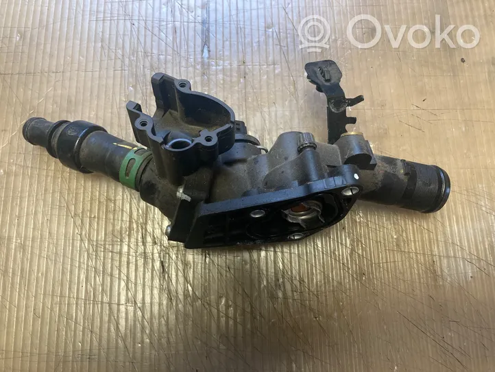 Renault Captur Termostaatin kotelo 110609813R